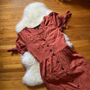 Adorable rust colored dress